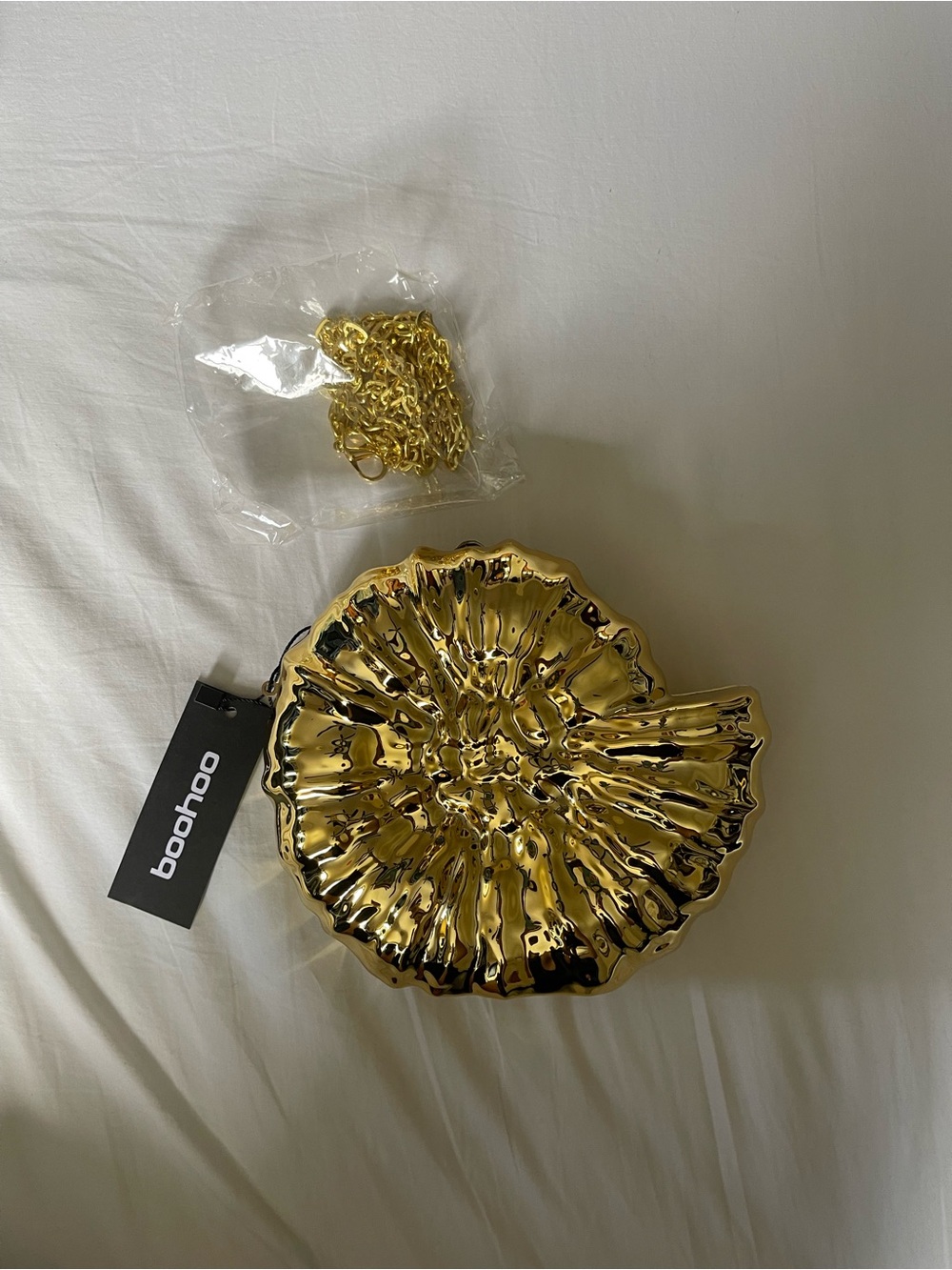 boohoo Metallic Gold Shell Clutch with Chain Strap
